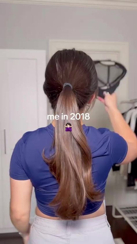 Tail Hairstyle, Ponytail Tutorial, Hot Haircuts, Ponytail Hairstyles Easy, Messy Ponytail, Side Ponytail, Long Hair Color, Hairstyle Tutorial, Hair St