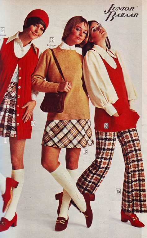 All sizes | Sears 70 fw plaids reds | Flickr - Photo Sharing! Mode Tartan, Colleen Corby, Mode Retro, Chose Outfit, 60s 70s Fashion, Fashion 70s, 60s And 70s Fashion, 70s Inspired Fashion, 70s Outfits