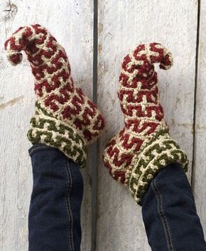 Crochet Elf Slippers, Sandal Rajut, Crochet Elf, Elf Slippers, Hantverk Diy, Boot Cuff, Slippers Socks, Crochet Booties, Crochet Socks