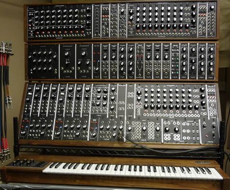 Moog System 55 modular synthesizer On Air Radio, Moog Synthesizer, Electronic Music Instruments, Analog Synth, Music Machine, Music Technology, Electronic Musical Instruments, The Monkees, Dj Music