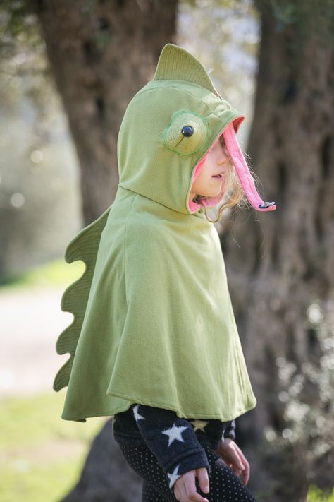 Chameleon costume   #dress up  #pretend play #kids cape #halloween Lizard Costume Diy, Chameleon Costume, Lizard Costume, Toad Costume, School Costume, Shape Shifter, Party Costumes, Handmade Costumes, Book Week