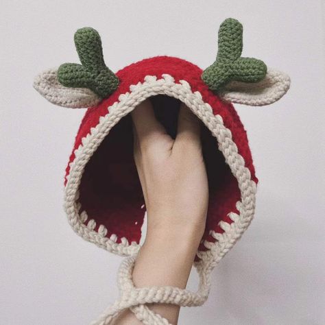 Christmas Deer Hat Crochet Pattern Christmas Hat Crochet - Etsy Ireland Crochet Christmas Items To Sell, Crochet Elf Hat With Ears Free Pattern, Christmas Knit Hats, Crochet Hat Christmas, Crocheted Christmas Hat, Grinch Hat Crochet, Handmade Christmas Gifts Crochet, Christmas Knit Hat, Crochet Christmas Hat Pattern