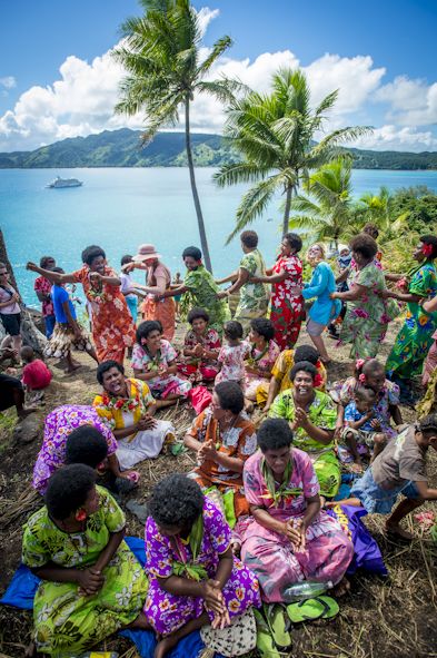 Calling of the turtles in Kadavu, Fiji... Fiji Culture People, Pacific Islander Aesthetic, Fiji Islands Aesthetic, Kadavu Fiji, Fiji Aesthetic, Mystery Island Vanuatu, Fijian Culture, Fiji People, Fiji Women