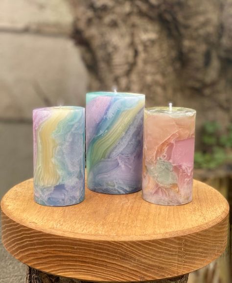 Birthday Gift Table, Funky Candles, Pastel Candle, Fancy Candles, Candle Pattern, Candles Dark, Rainbow Candle, Twist Candle, Pastel Design