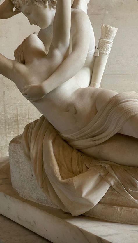 Angel Sculpture Art, Woman Laying, European Sculpture, Angel Sculpture, Equestrian Art, Human Reference, Ancient Sculpture, Museums In Paris, Gesture Drawing