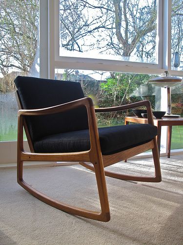 Mid Century Modern Rocking Chair, Danish Modern Chairs, Teak Rocking Chair, Modern Rocking Chair, Danish Chair, Scandinavian Chairs, Poltrona Vintage, Teak Chairs, Floor Protectors