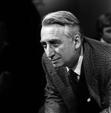 Roland Barthes In A Houndstooth Jacket Professor Style, Roland Barthes, Michel De Montaigne, The Professor, University Professor, Houndstooth Jacket, Gentleman Style, Classic Outfits, Inspirational People