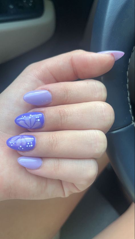 almond nails, purple, butterfly pattern, nail design, nail polish Purple Nails Butterfly, Almond Nails Purple, Purple Butterfly Nails, Nails Butterfly, Purple Spring, Butterfly Nails, Nails Purple, Flower Nail Designs, Lavender Flower