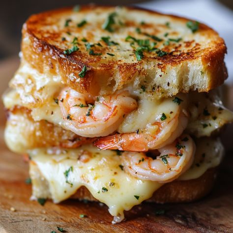 Elevated Comfort Food, Crab Grilled Cheese Sandwiches, Cheesy Garlic Bread Shrimp Grilled Cheese, Grilled Food Ideas, Crab Grilled Cheese, Shrimp Sandwich Recipes, Breakfast Seafood, Creative Breakfast Ideas, Seafood Snacks