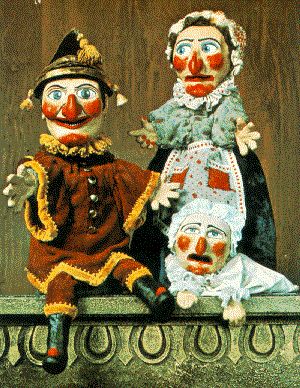 Punch And Judy Puppets, Ventriloquist Doll, James Ensor, Puppet Theatre, Toy Theatre, Punch And Judy, Marionette Puppet, British Seaside, Puppet Toys