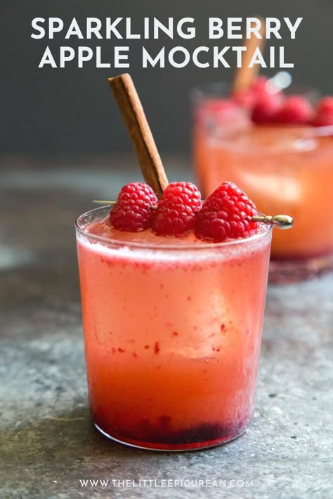 This sparkling berry apple mocktail requires 3 ingredients: berry syrup, apple cider, and sparkling water. This non-alcoholic drink is suitable for all ages! #thelittleepicurean #mocktail #kidfriendlydrinks #drinkrecipes #nonalcoholic #sparklingdrink #berrydrinks #3ingredients Apple Mocktail, Christmas Drinks Nonalcoholic, Berry Syrup, Christmas Drinks Alcohol Recipes, Flavored Lemonade, Christmas Drinks Alcohol, Thanksgiving Drinks, Sparkling Cider, Winter Cocktails