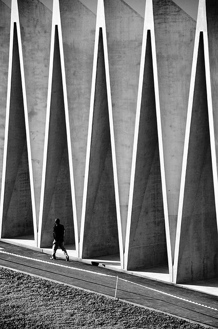 studio vacchini :: sportausbildungszentrum mülimatt :: photographed by eke miedaner Koshino House, Architecture Art Nouveau, Concrete Architecture, Black And White Photograph, Brutalist Architecture, Structure Architecture, Gothic Architecture, Facade Architecture, Brutalism