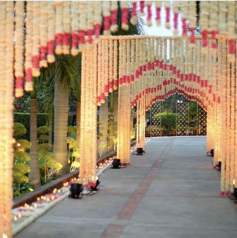 Pathway Decoration Indian Wedding Theme, Flower Decoration Ideas, Guest Dress Wedding, Destination Wedding Decor, Wedding Stage Decor, Wedding Background Decoration, Wedding Decor Photos, Wedding Entrance Decor, Wedding Ideas On A Budget