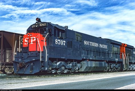 Southern Pacific Railroad, Colton California, Southern Pacific, Train Photography, Rio Grande, California Usa, Beautiful Photo, Boats, Old School