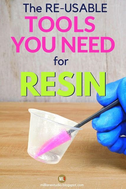 Resin Casting For Beginners, How To Start Resin Art, Diy Uv Resin Crafts For Beginners, How To Work With Resin How To Use, How To Use Epoxy Resin Tutorials, How To Pour Resin, Epoxy Resin Necklace Ideas, How To Work With Resin, How To Resin Art