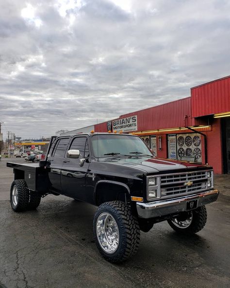 Chevy K10 Lifted, Square Body Dually, K30 Dually, Flatbed Dually, Chevy Flatbed, Gmc Truck Accessories, Blood Eagle, Ford Dually, Chevy Dually