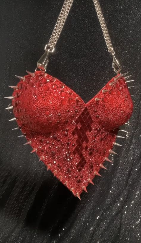 Heart Fashion Design, Heart Shaped Corset, Heart Corset Top, Gore Fashion, Junko Cosplay, Heart Corset, Heart Shaped Top, Dramatic Clothes, Corset Tutorial