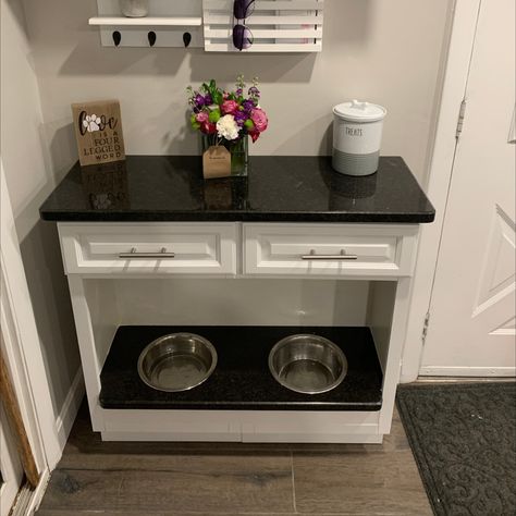 Custom dog bowl holder using cabinets Dog Stations In Kitchen, Coffee Bar Dog Feeding Station, Dog Bowl In Cabinet, Dog Bowl Cabinet, Dog Food Corner Ideas, Dog Bowls In Kitchen Pet Station, Dog Station Ideas, Dog Bowl Area, Dog Eating Area