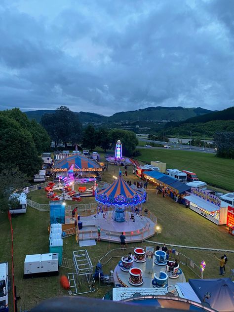 small and cozy carnival Country Fair Aesthetic, Small Town Carnival, Country Fair, Thriller Books, Book Aesthetic, Small Town, Small Towns, Dolores Park, Carnival