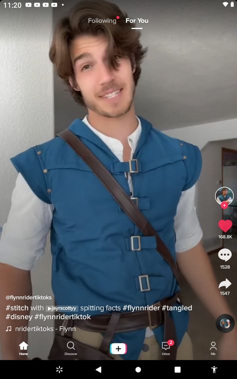 Flynn Rider Haircut, Flynn Rider Cosplay, Flynn Rider, Halloween Costumes, Hair Cuts, Halloween