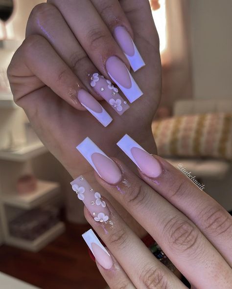 30 Best Birthday Nails to Inspire You Birthday Nails 12, Acrylic Nails Birthday, White Tip Acrylic Nails, Delicate Makeup, Birthday Nail Designs, Nails Birthday, Girly Acrylic Nails, French Tip Acrylic Nails, Short Square Acrylic Nails