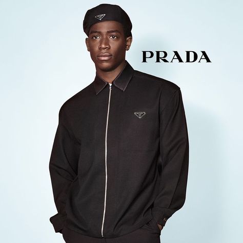 Discover the Prada Holiday Collection, celebrating the traditions and memories inherent in the season: items that express the breadth of the Prada aesthetic universe. Aesthetic Universe, Sewing Styles, Prada Aesthetic, Branded Clothing, Prada Men, Accessories For Men, Holiday Collection, Celebrities Male, Fashion Sewing