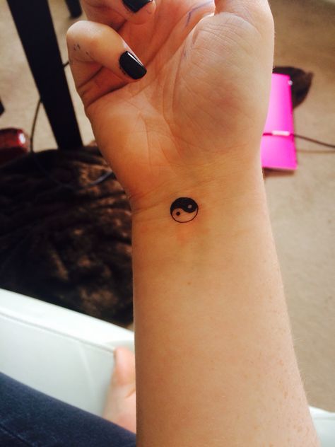 Yin n Yang Stick And Poke Tattoo, Stick N Poke Tattoo, Poke Tattoo, Stick And Poke, Small Tattoo, Yin Yang, Fish Tattoos, Jesus Fish Tattoo, Small Tattoos