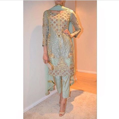 #Repost from @nidanidz 🌟🌟 #pakistanstreetstyle Wedding Dress Winter, Outfits Indian, Pakistani Couture, Pakistani Wedding Outfits, Salwar Kamiz, Cruise Collection, Desi Clothes, Patiala Salwar, Pakistan Fashion