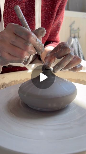 Laima Ceramics on Instagram: "This time- video of wheel throwing of the bud vase “Volcano” as well as trimming part inside the chuck 🙆‍♀️ people often wonder- how to close the top opening so small if finger doesn’t fit inside (!?) when I reply that I do it with a needle it doesn’t seem to make more sense 😅😅😅 so anyhow- here it is 👐 easier to show then to explain 😁 #ceramics #potteryforall #pottery #handmadewithlove #studiopottery #potteryvideos  #radītslatvijā #bauskasnovads #latvia #stoneware #budvase #wheelthrown #wheelthrownceramics" Ceramic Vase Wheel Thrown, Bud Vase Pottery, Pottery Trimming Ideas, Ceramic Throwing Ideas, Pottery Wheel Vase, Wheel Throwing Ideas, Pottery Ideas Wheel Thrown, Wheel Ceramics, Wheel Pottery