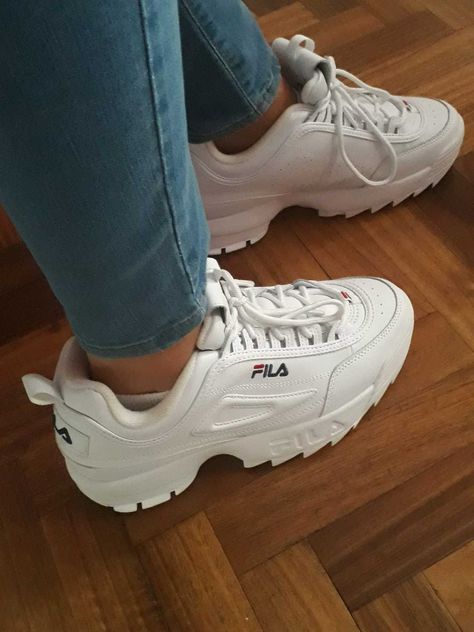 Fila Disruptor Ii, Fila Disruptor, Fila Disruptors, Air Max Sneakers, White Sneaker, Womens Shoes Sneakers, Nike Air Max, Sneakers Nike, Shoes Sneakers