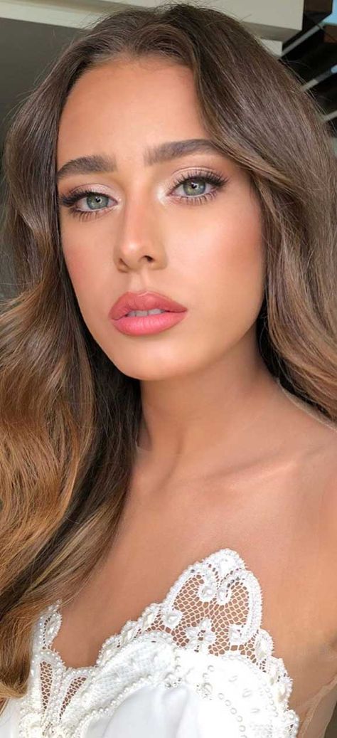 55 Stunning Makeup Ideas for Fall and Winter Beautiful Wedding Makeup, Fall Wedding Makeup, Wedding Eyes, Wedding Hairstyles And Makeup, Wedding Guest Makeup, Wedding Makeup For Brown Eyes, Best Wedding Makeup, Makeup Tip, Best Bridal Makeup