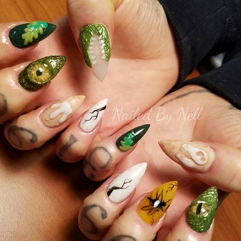 Love Dinosaur, Dino Eggs, Mens Nails, Amber Fossils, Dinosaur Eggs, Crazy Nails, Disney Nails, Fall Nails, Jurassic Park