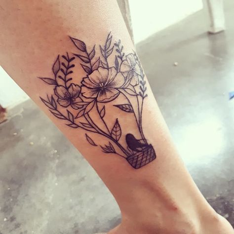 Balloon tattoo flower Balloon Tattoo, My Tattoo, Flower Tattoos, Flower Tattoo, Balloons, Tattoos, Flowers, Instagram