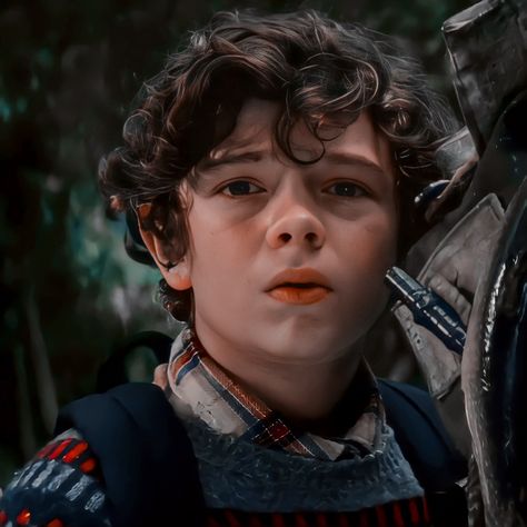 Noah Jupe A Quiet Place, Marcus Abbott, Men Faceclaims, Twd Family, Haircuts Long, Boy Haircuts Long, Series Characters, Avatar Oc, A Quiet Place