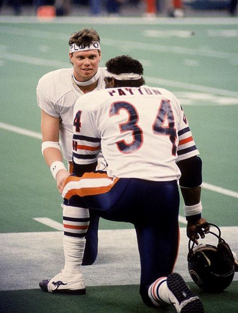 Jim Mcmahon, Walter Payton, The Field, Football Players, Super Bowl, Bears, Nfl, Chicago, Football