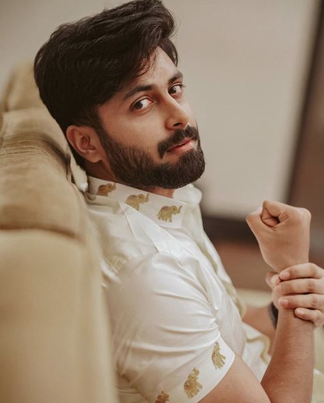 Aswin Kumar Actor, Ashwin Kumar, Boy Pics, Cover Pic, Indian Men, Cute Couples Photography, Men Haircut, Men Haircut Styles, Haircut Styles