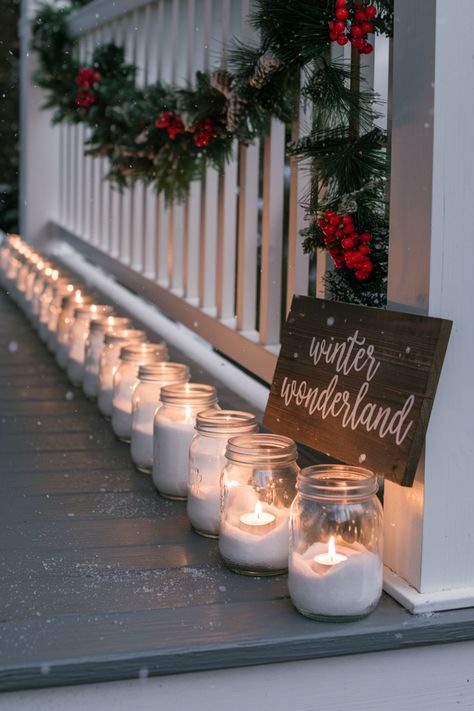 18 Gorgeous Christmas Front Porch Decorating Ideas Porch Xmas Lights, Christmas Lights Walkway, Christmas Front Porch Decorating Ideas, Front Porch Decorating Ideas, Paint Organization, Porch Decorating Ideas, Twitter Design, Christmas Front Porch, Xmas Lights