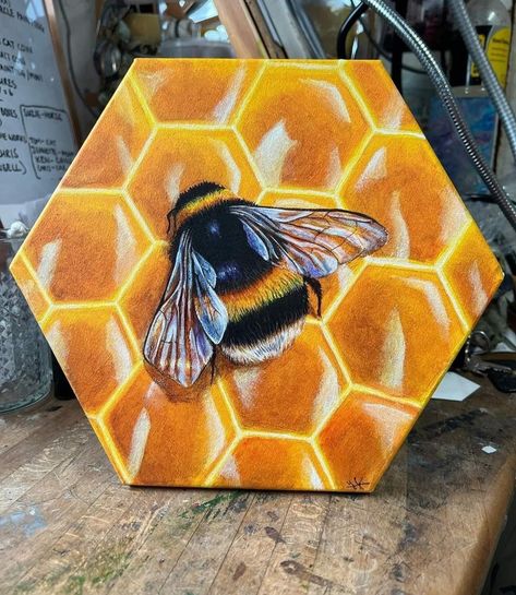 Bee Painting, Canvas Painting Designs, Art Painting Gallery, Bee Art, Small Canvas Art, Nature Art Painting, Diy Canvas Art Painting, Mini Canvas Art, Art Inspiration Painting