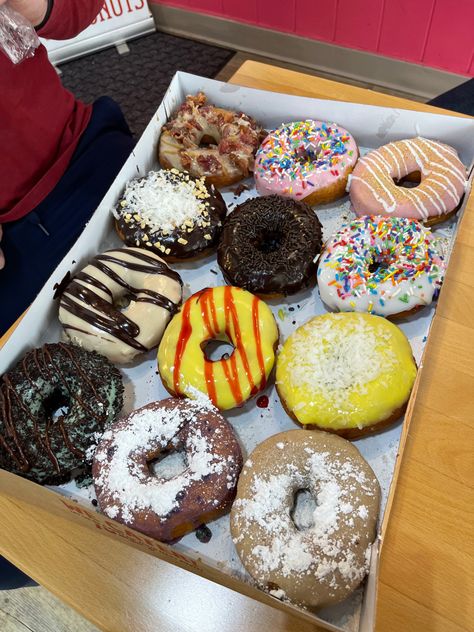 Glazed Sour Cream Donuts, Strawberry Filled Donuts, Dozen Donuts, Powdered Donuts, Chocolate Glazed Donuts, Gluten Free Donuts, Filled Donuts, Chocolate Donuts, Baked Donuts