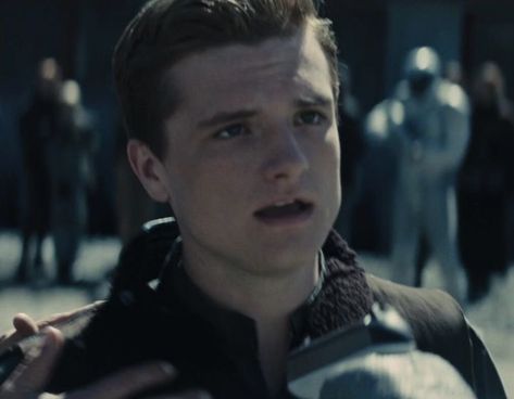 catching fire Hunger Games 3, Hunger Games Series, Peeta Mellark, Josh Hutcherson, Katniss Everdeen, Catching Fire, Mockingjay, Fictional Crushes, Hunger Games