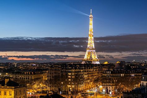 Efile Tower, Presentation Pictures, Paris View, Paris Dream, France Aesthetic, Paris Wallpaper, Paris Style, Paris Images, Paris Aesthetic