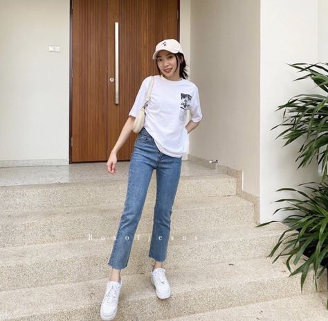 Hijab Outfit, Jeans Style, Boyfriend Jeans, Normcore, Indonesia, Ootd, Blue