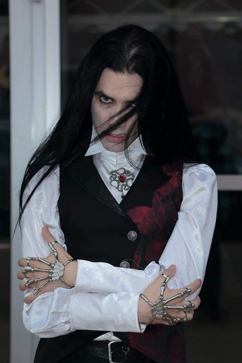 Victorian Aesthetic Men, Victorian Goth Men, Goth Mens Fashion, Goth Outfits Men, Goth Fashion Men, Goth Male, Chica Heavy Metal, Modern Vampires, Vampire Fashion