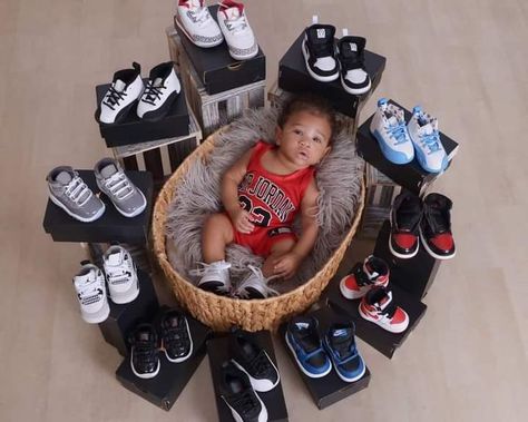 Babyboy Photoshoot Ideas Newborn, Boy Baby Shower Ideas Black People, Baby Photoshoot Ideas Boy, Baby Boy Picture Ideas, Newborn Baby Boy Photoshoot, Baby Boy Photo Shoot Ideas, 6 Month Baby Picture Ideas Boy, Baby Photo Ideas, Newborn Black Babies