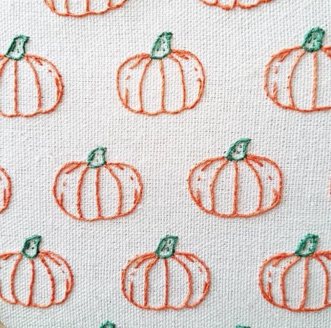 This is a PDF download for a Halloween pumpkin patch embroidery design to fit a 6 inch embroidery hoop. This design uses two basic embroidery stitches, these are: backstitch and whipped backstitch. It's so easy to create - perfect as a beginner's embroidery project! The download booklet includes: instructions on how to turn this design into a decorative hoop, the design itself, the stitch and colour guide for the design, a step-by-step stitch glo Whipped Backstitch, Halloween Pumpkin Patch, Fall Embroidery Designs, Fall Embroidery, Pdf Embroidery Pattern, Colour Guide, Halloween Embroidery Designs, Basic Embroidery, Patch Embroidery