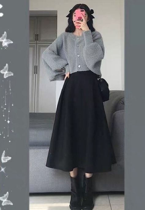 Long Skirt Aesthetic, Ootd Christmas, Outfitinspo Style, Mode Kawaii, Long Skirt Outfits, Christmas Party Outfits, Everyday Fashion Outfits, Muslim Fashion Outfits, Hijab Fashion Inspiration