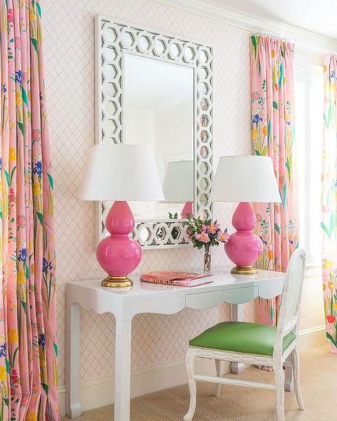 Chinoiserie Chic, Style Deco, Big Girl Rooms, Dorm Decor, Design Case, Room Colors, Arbor, Colorful Decor, Girl Room