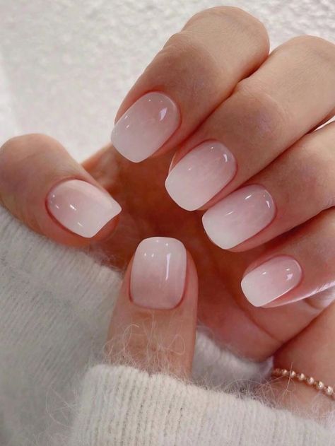 Ombre Gel Nails, Pink White Nails, Fake Nails White, Short Ombre, Press Nails, Nails Kit, Short Fake Nails, Girls Fit, Pink Ombre Nails