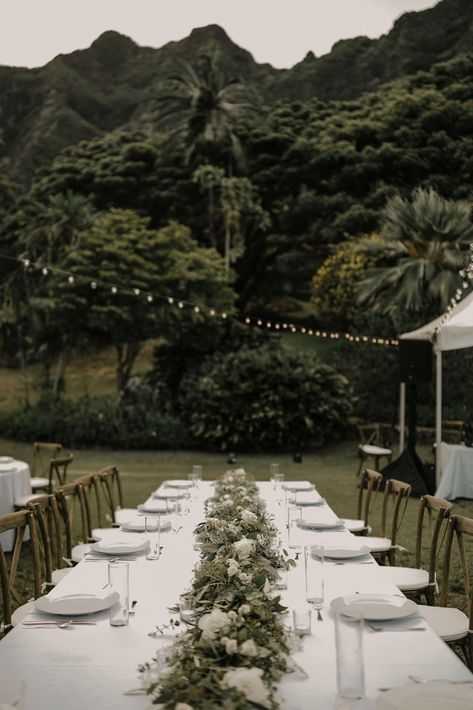 Waimea Valley Wedding Reception, Waimea Falls Wedding, Paliku Gardens Wedding Receptions, Hawaii Backyard Wedding, Small Wedding In Hawaii, Kauai Hawaii Wedding, Vintage Hawaii Wedding, Small Hawaii Wedding, Paliku Gardens Wedding