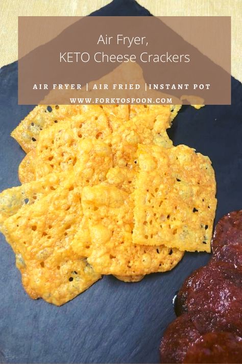 Keto Cheese Crackers, Air Fryer Keto, Air Fryer Recipes Low Carb, Pepperoni Recipes, Cheese Chips, Air Fryer Oven Recipes, Cheese Crisps, Air Fry Recipes, Keto Cheese